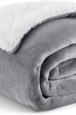 Fleece Throw Blanket for Couch - Thick and Warm Christmas Blanket for Winter, Soft Fuzzy Plush Throw Gift for Women, Grey, 50x60 Inches